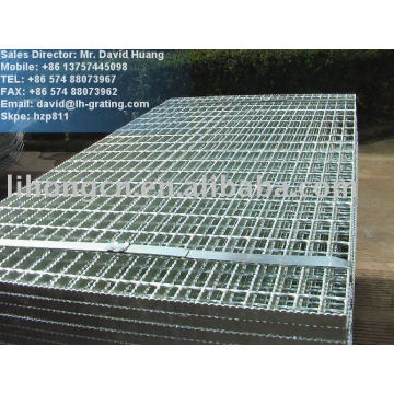 Galvanized serrated flooring grating